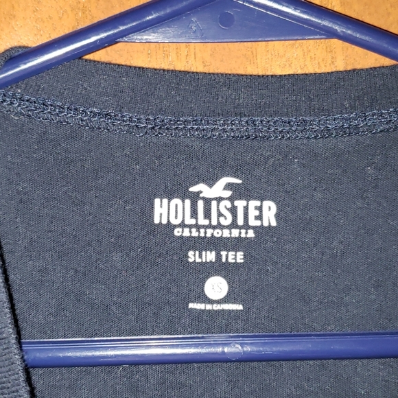 Gently worn Slim Fit Longsleeve Hollister Tee - Picture 2 of 6